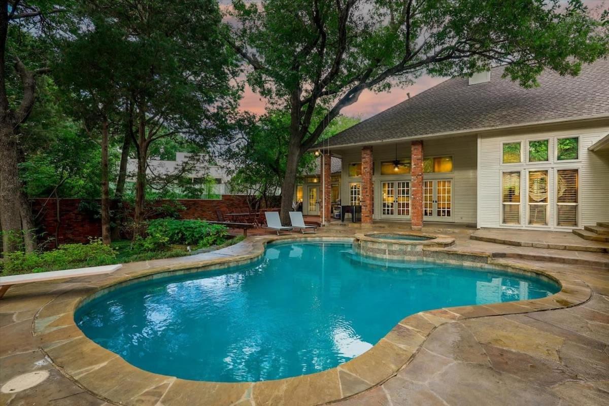 Dallas Gem 5 Bedrooms Home With Pool Game Room Экстерьер фото